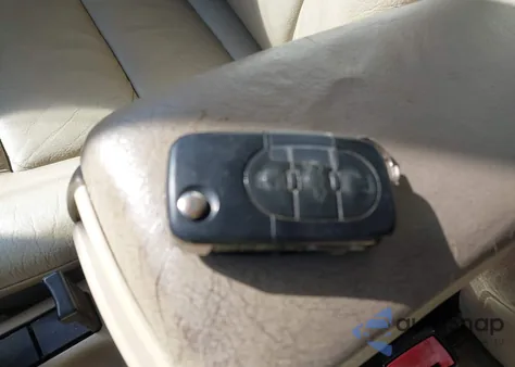 2002 Audi A6 3.0L z USA, uszkodzony, nr VIN WAULT64B92N149559